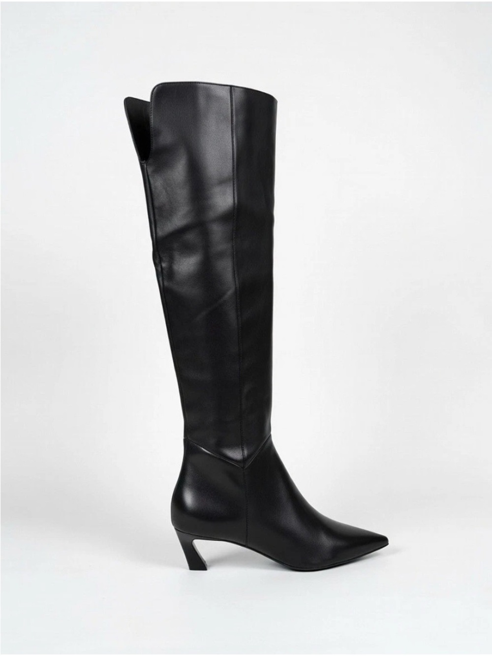 Gianni Bini $198 Knee High Black Leather Tall Boots Kitten Heel Size 6, 6.5 NWOB